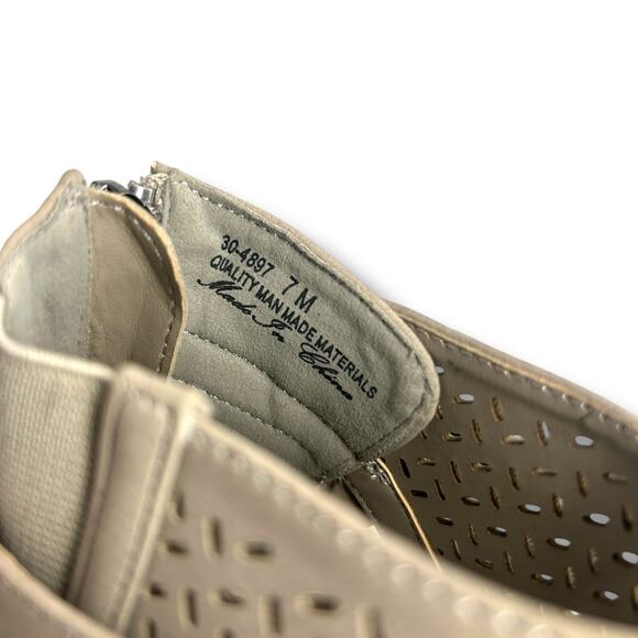 NEW Easy Street Carrigan Sandals Taupe Cut out Booties Open Toe Block Heel Shoes - Picture 6 of 13